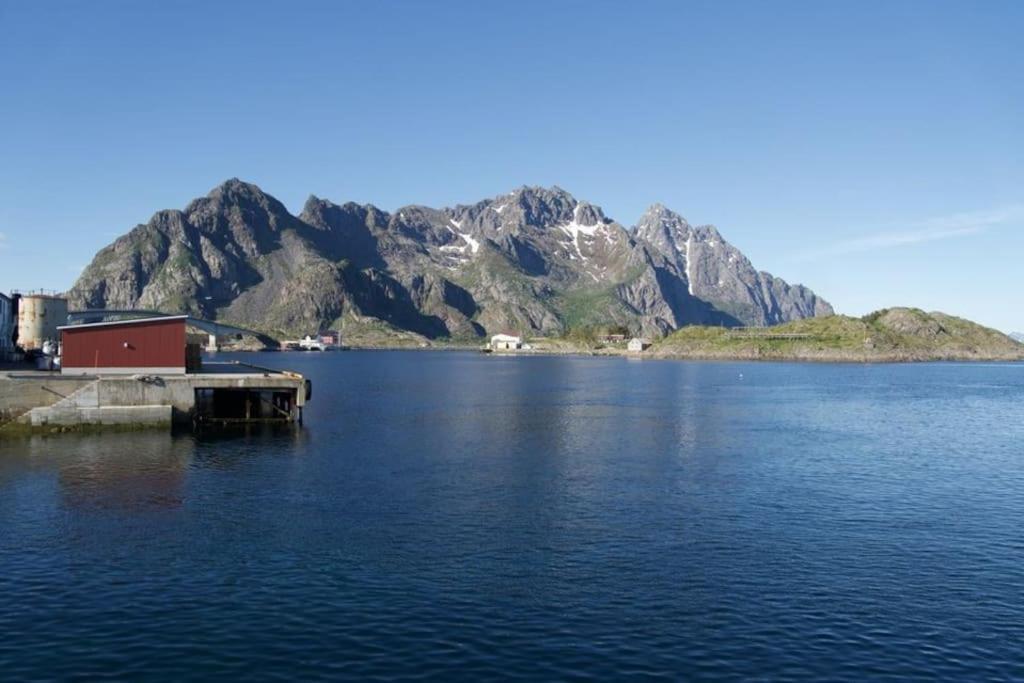 Seafront Apartment Henningsvær Eksteriør billede