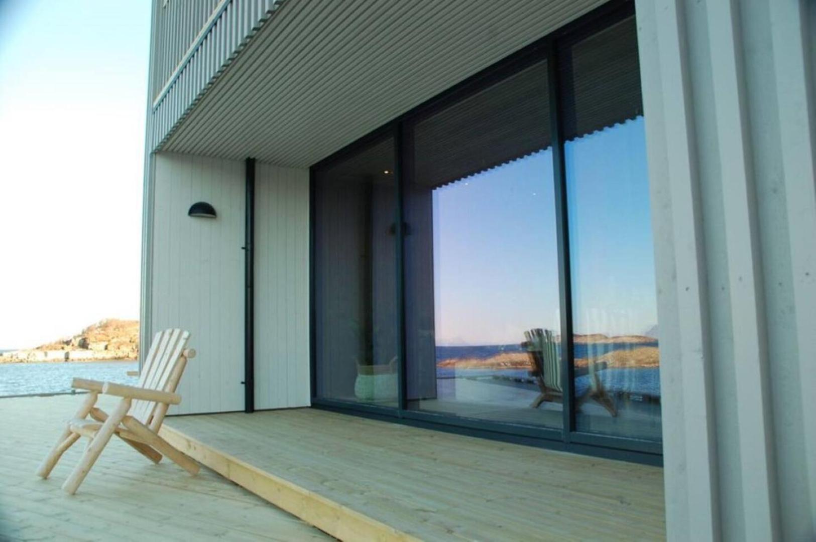 Seafront Apartment Henningsvær Eksteriør billede