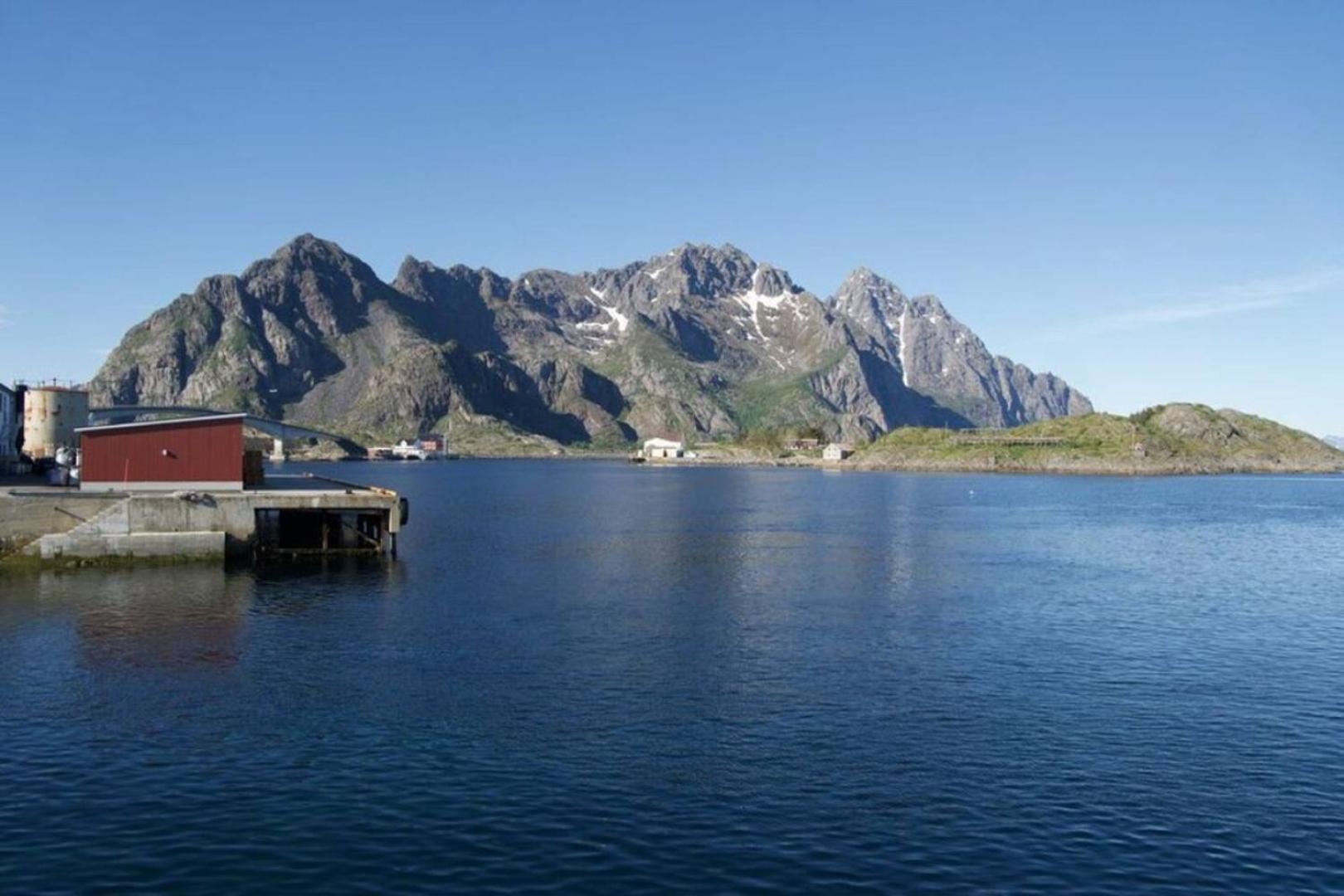 Seafront Apartment Henningsvær Eksteriør billede