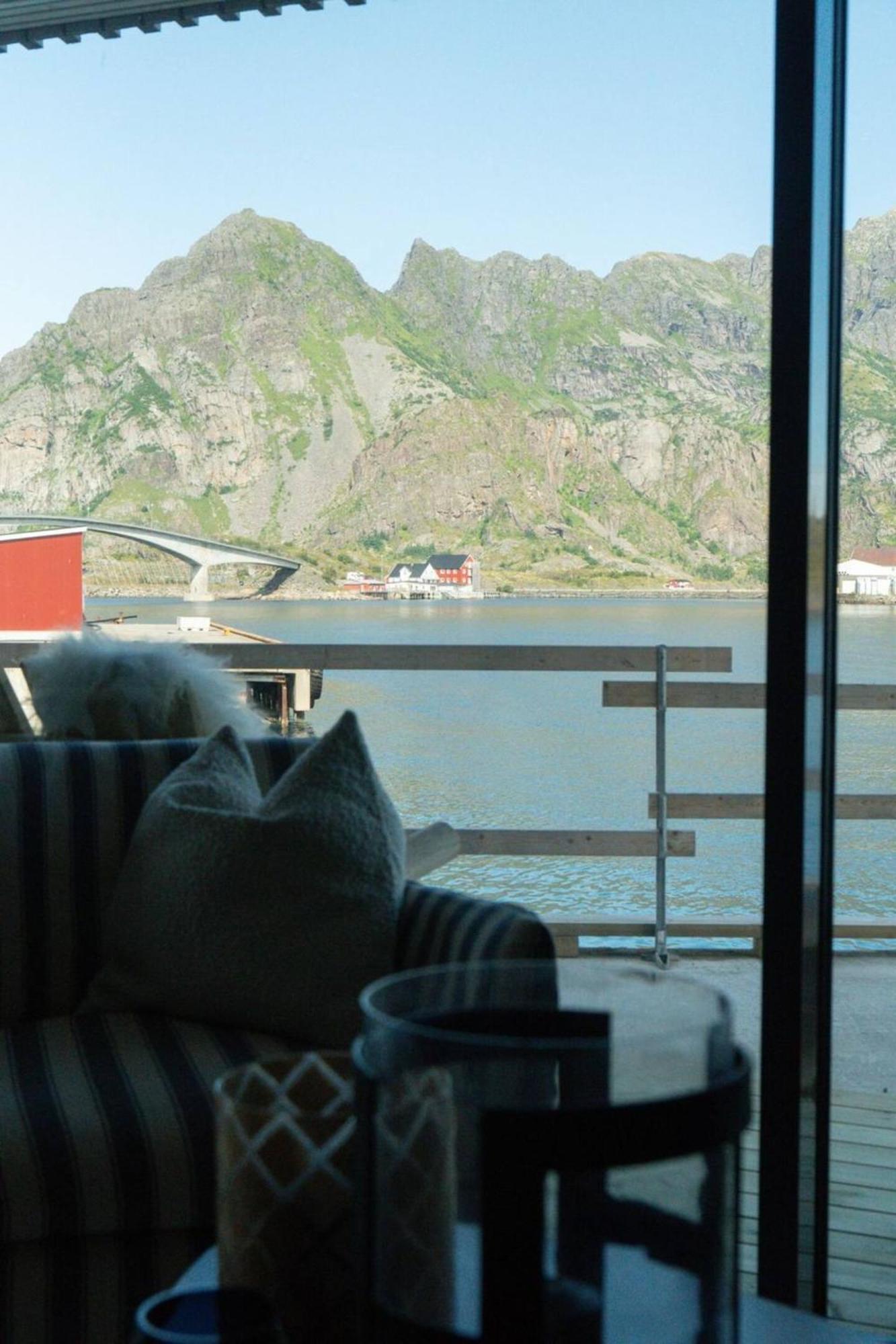 Seafront Apartment Henningsvær Eksteriør billede